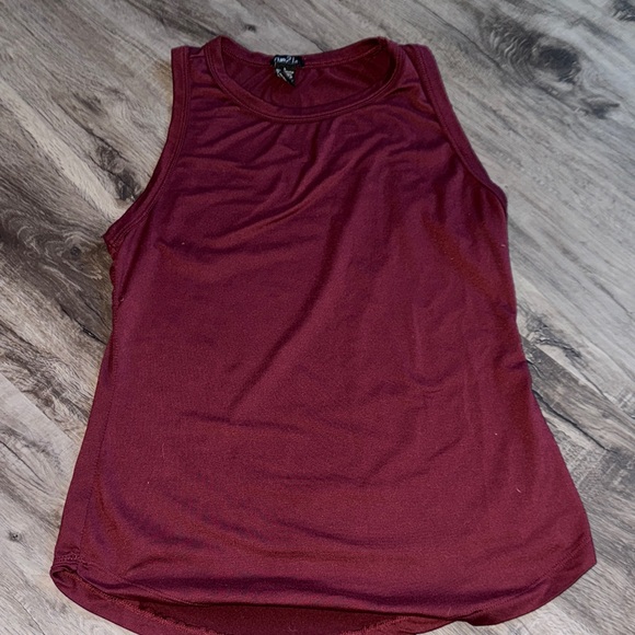 Rue21 Tops - Rue21 Women's Burgundy Tank Top